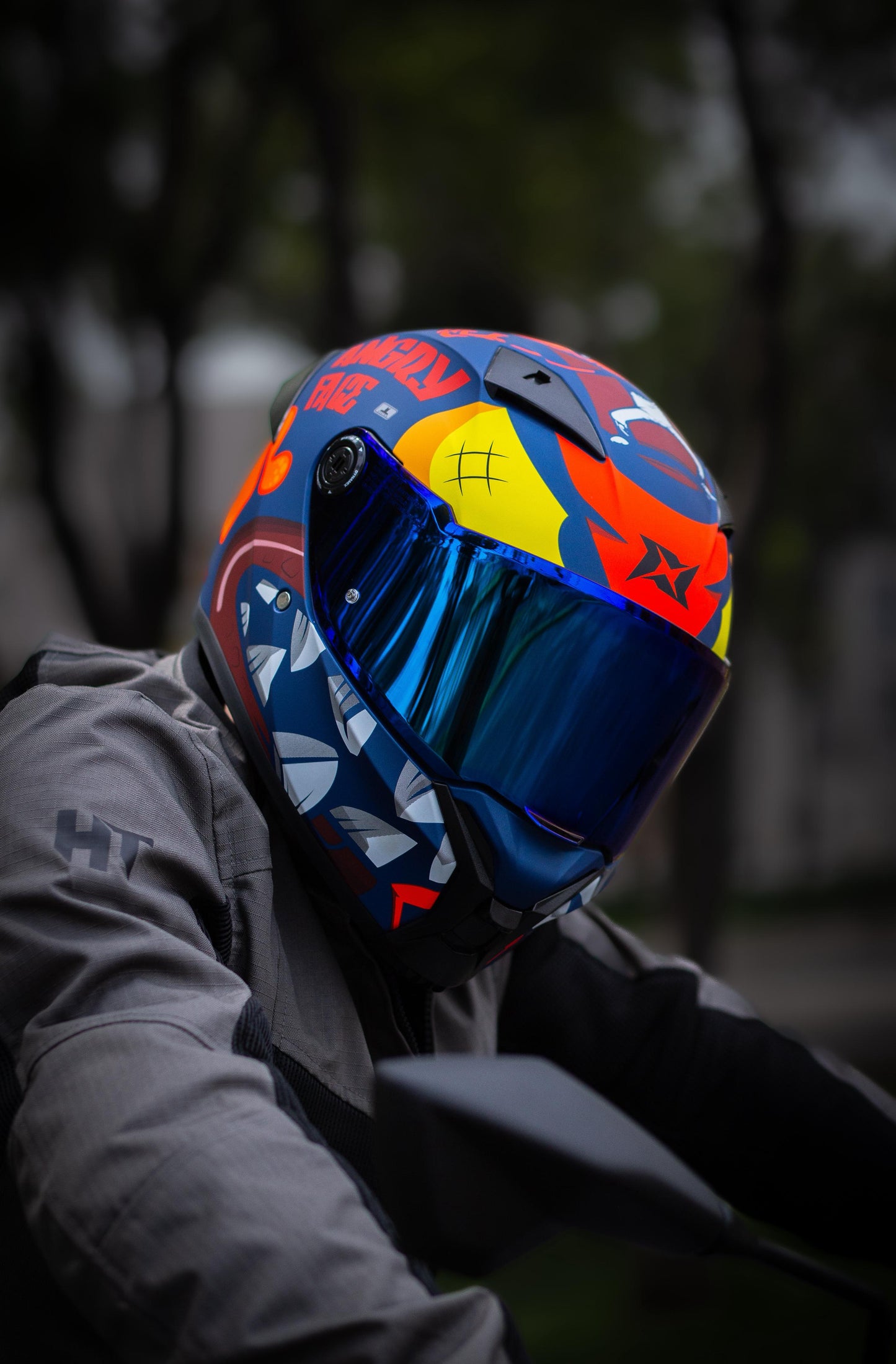 CASCO AXXIS FENIX ANGRY FACE