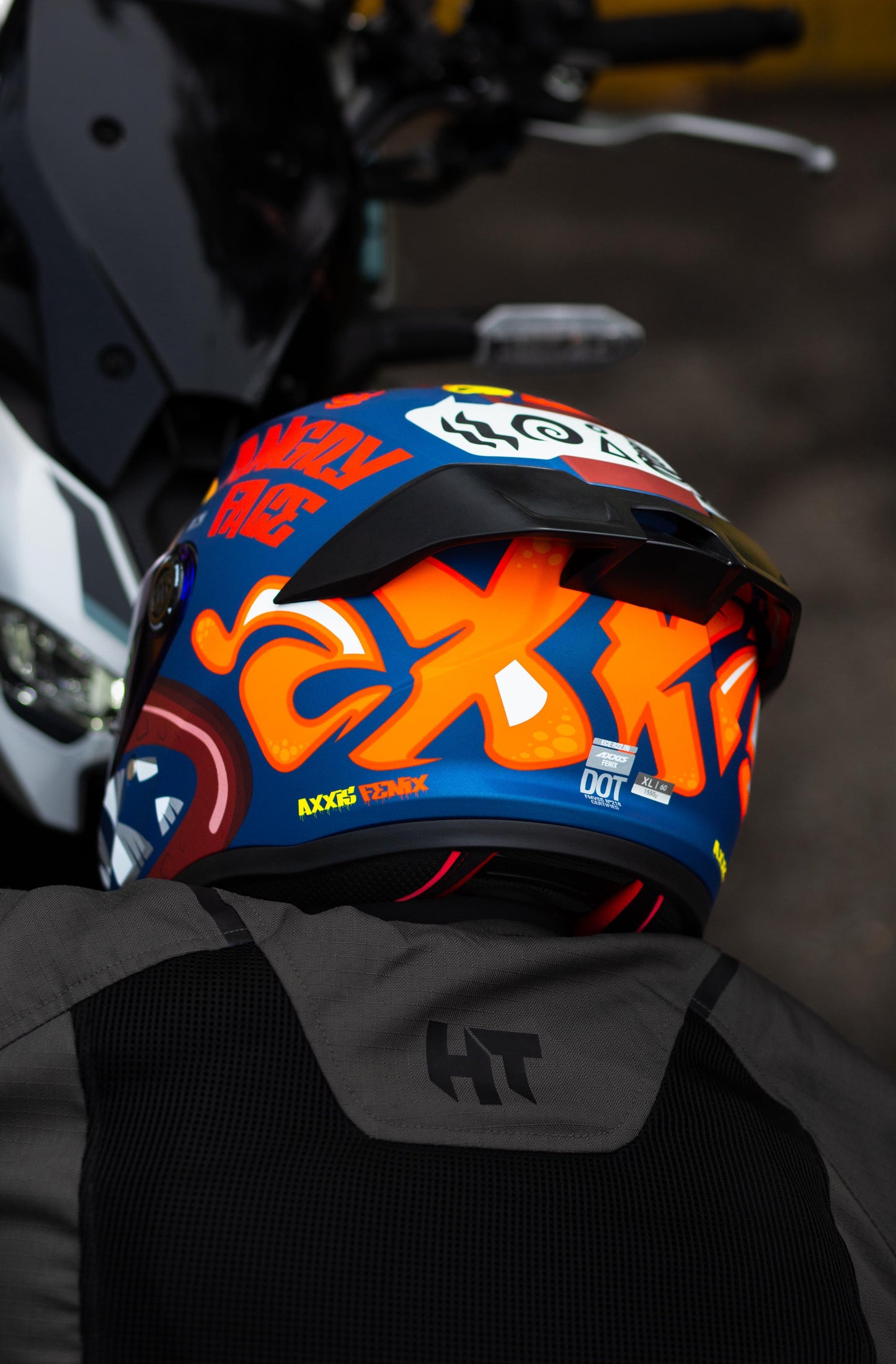 CASCO AXXIS FENIX ANGRY FACE