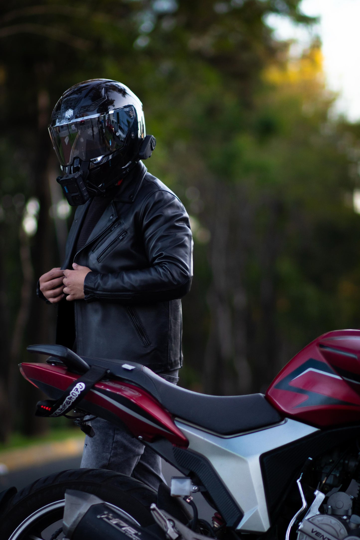 Casco Para Moto Ilm Vendetta Mf509 Negro Gloss.