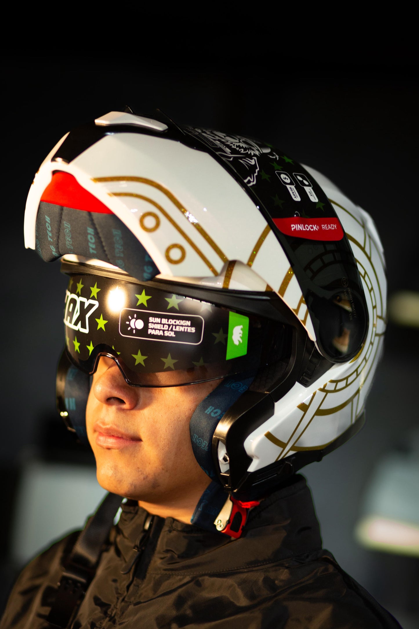 CASCO HAX ABATIBLE AMATISTA BLANCO/DORADO