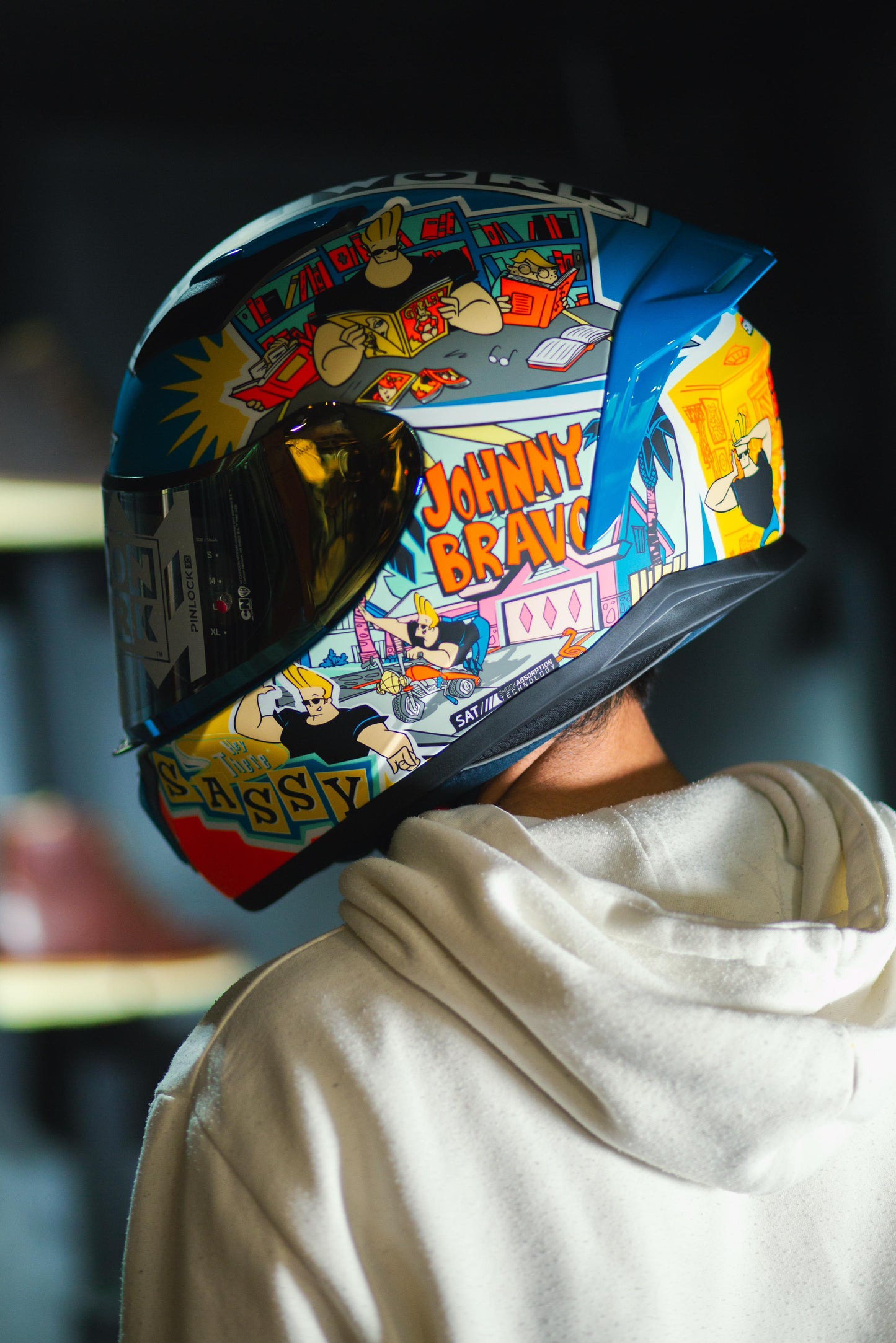 Casco Shaft Jhonny Bravo