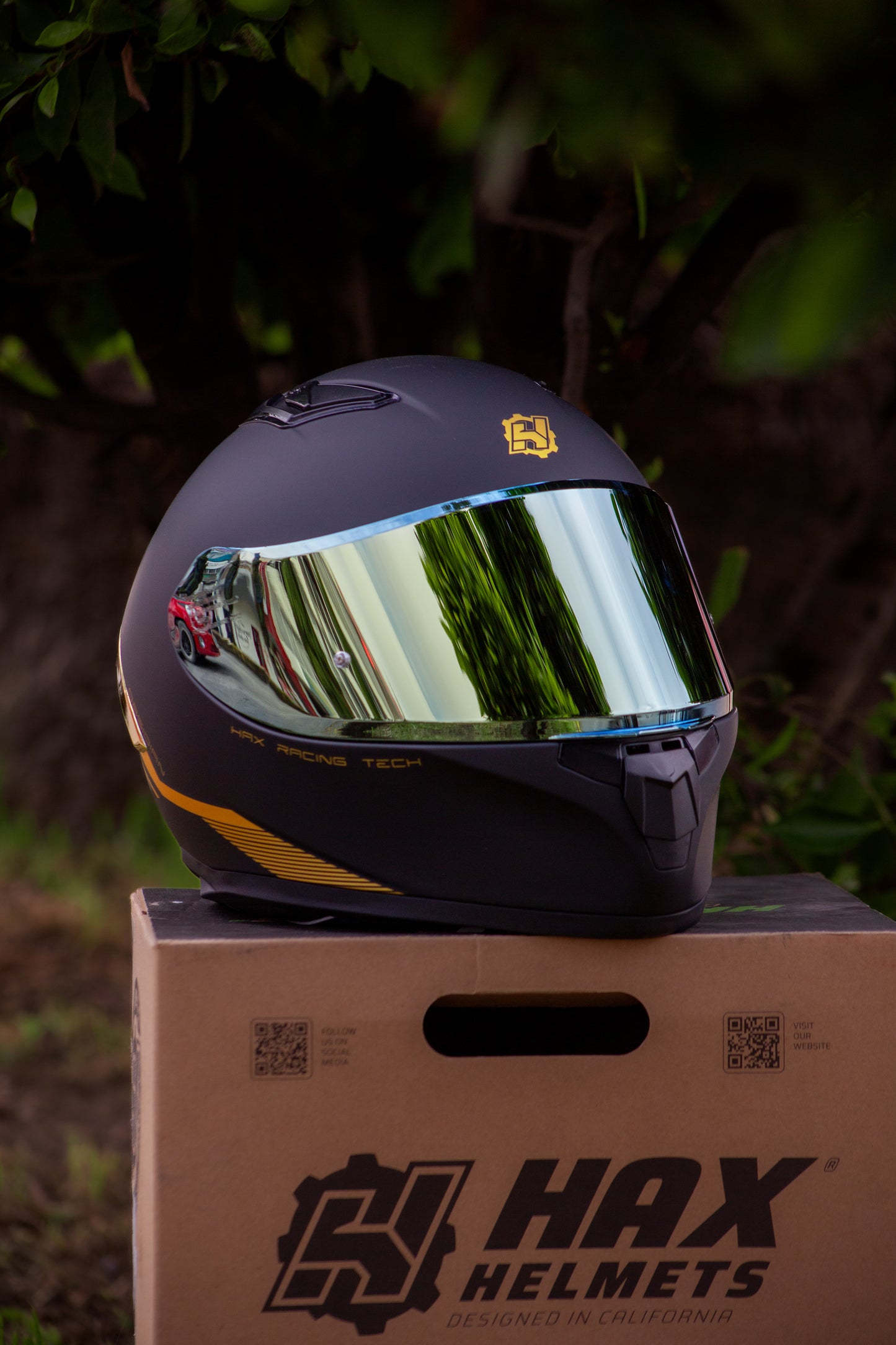 CASCO HAX OBSIDIAN NEGRO MATE/DORADO