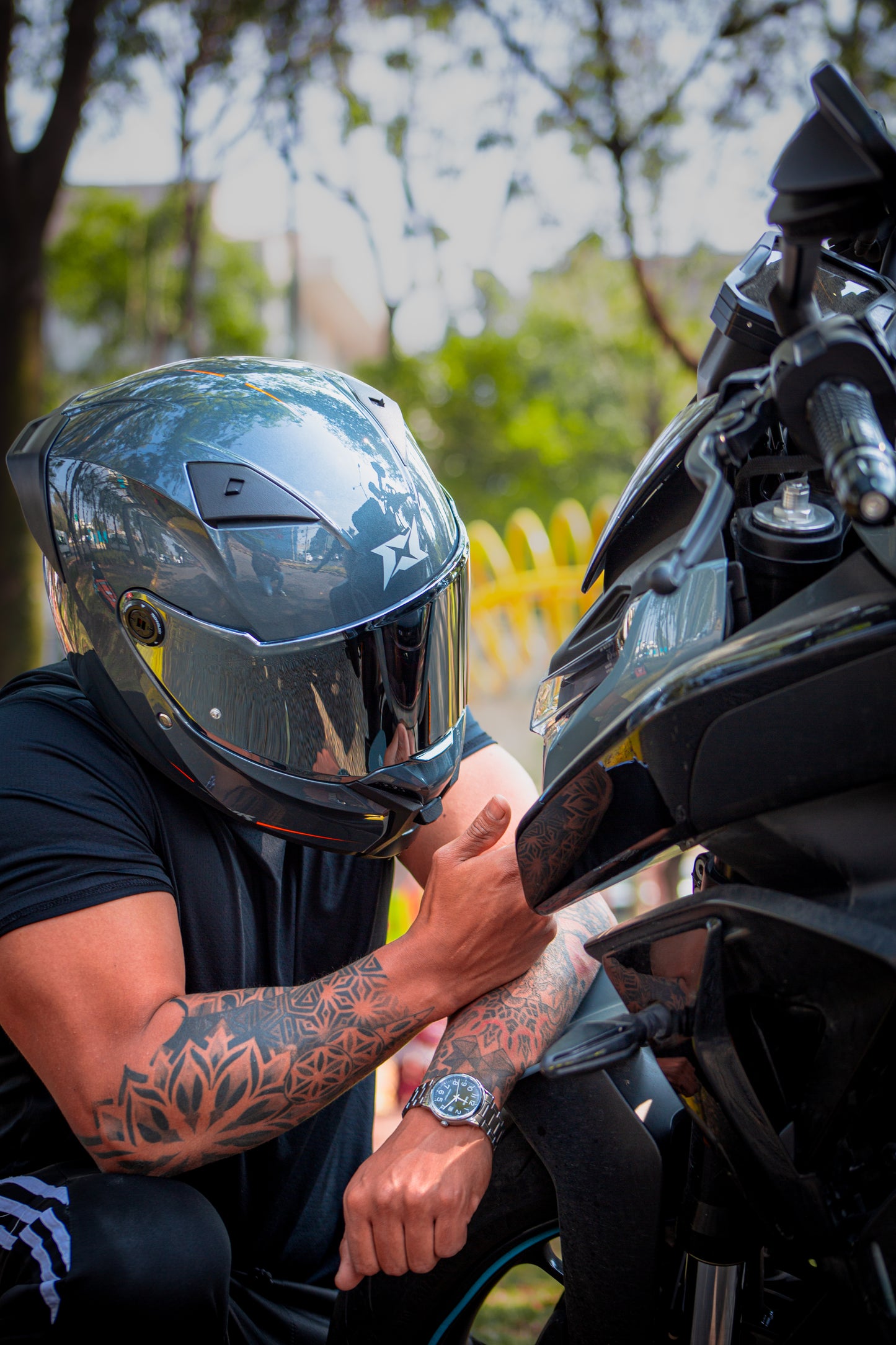 Casco Axxis Fenix Solid GRIS Gloss A12