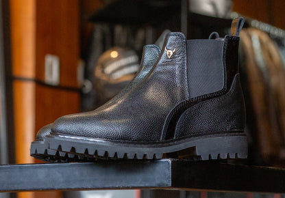Chelsea Street All Black