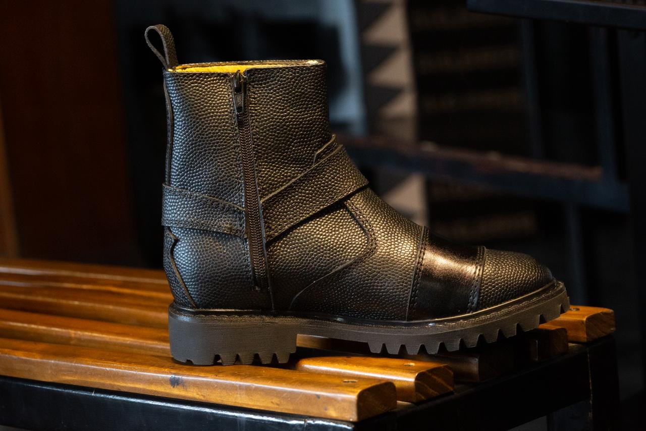 CHELSEA BIKER NEGRO