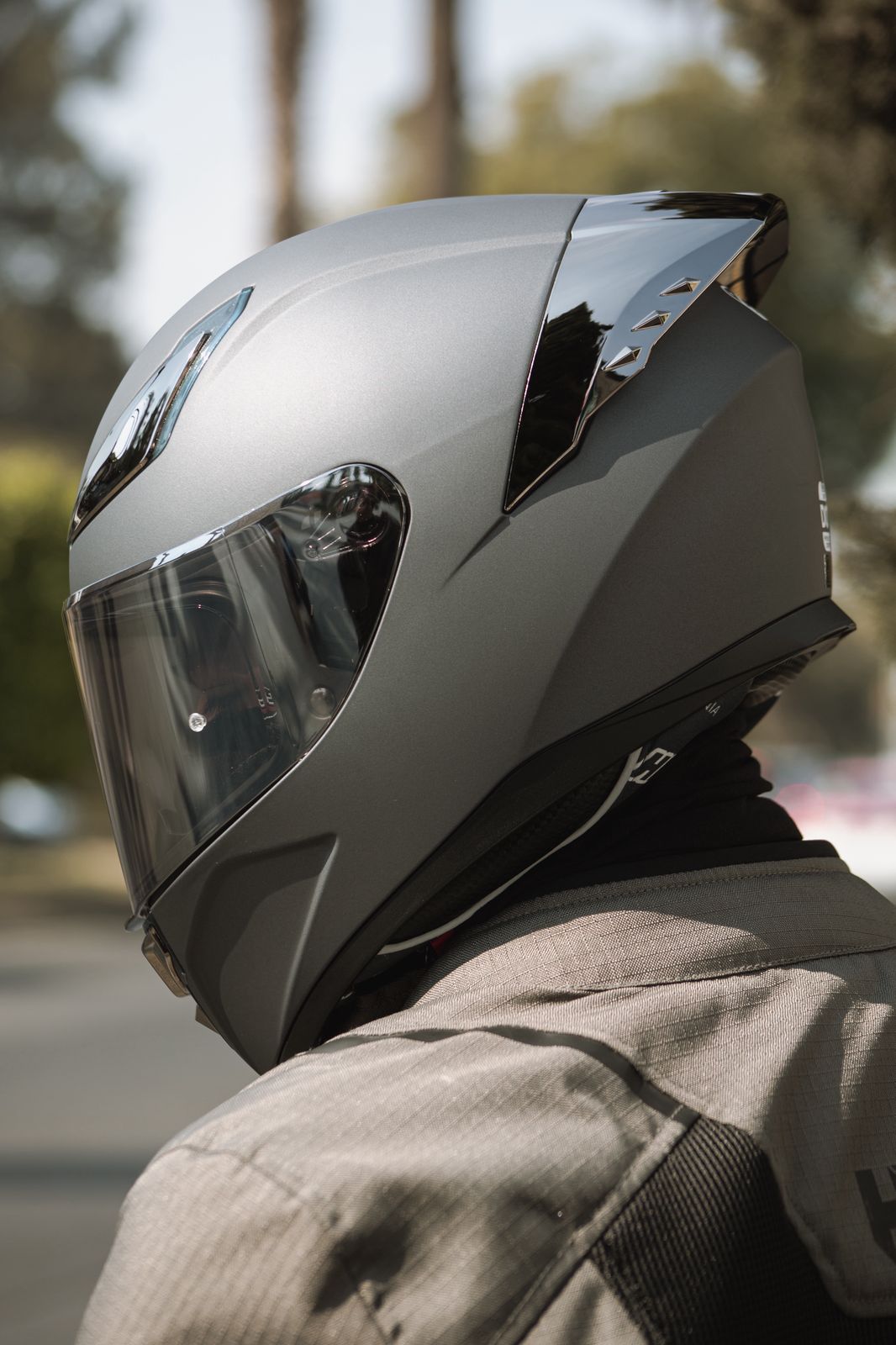 Casco Integral Onix Gun Metal Acabado Mate